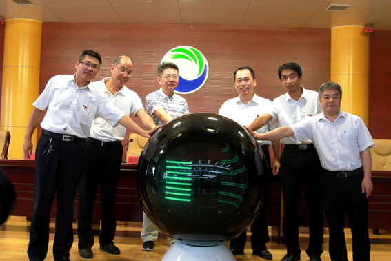 20170918748016.jpg 1of8ru9s3x.jpg